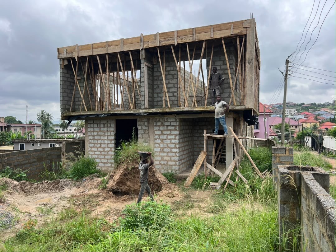 Ayawaso 4 Bedroom Building